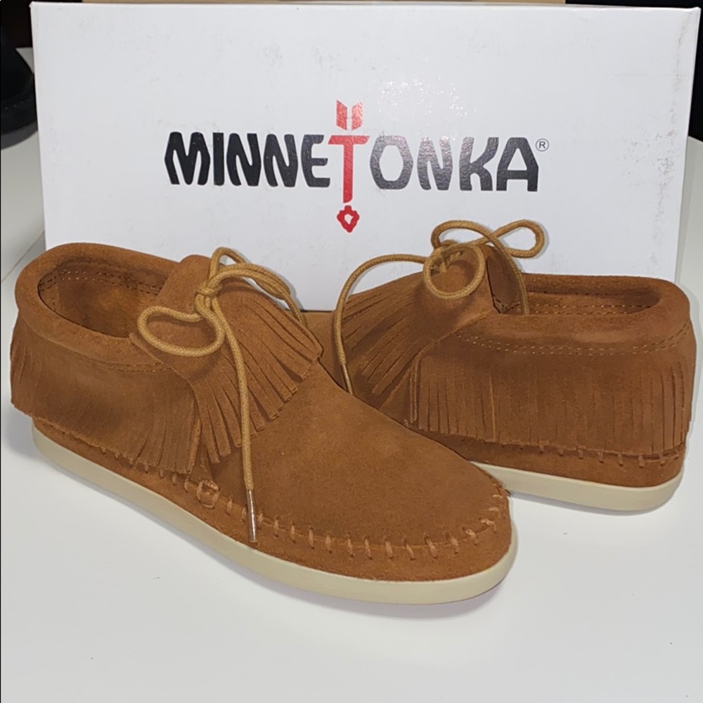 AUTH NIB MINNETONKA VENICE FRINGE SUEDEBOOTS BROWN